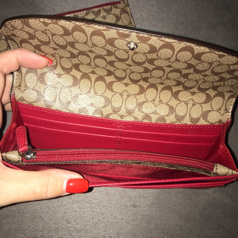 RED COACH WALLET - Picture 6 of 6
